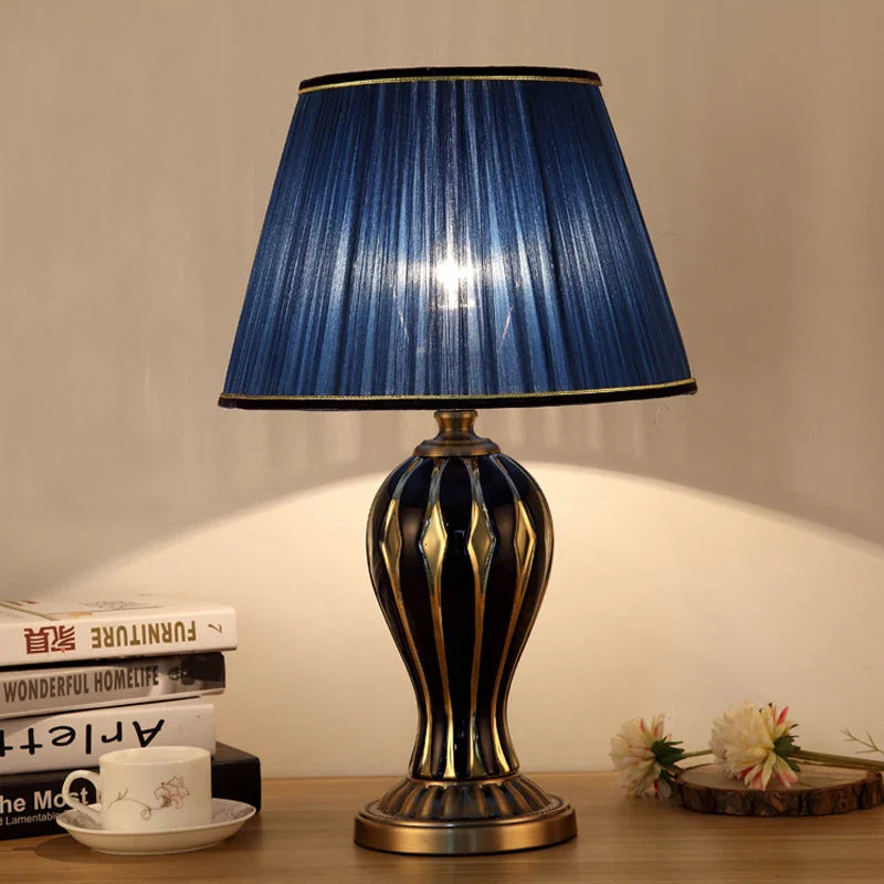 AmericanaGlow - Antique desk lamp