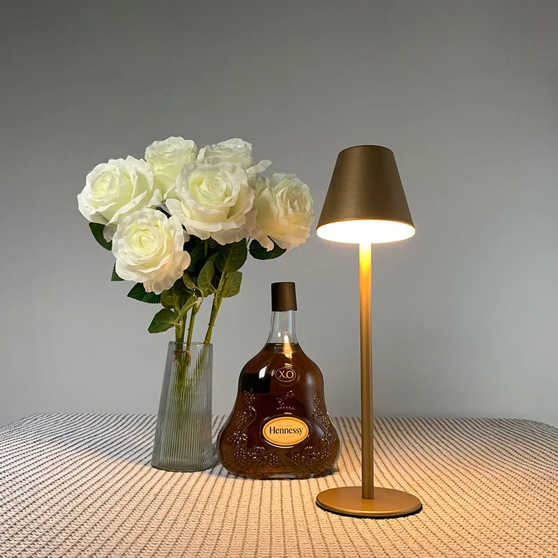 RadiantLumina - Rechargeable desk lamp