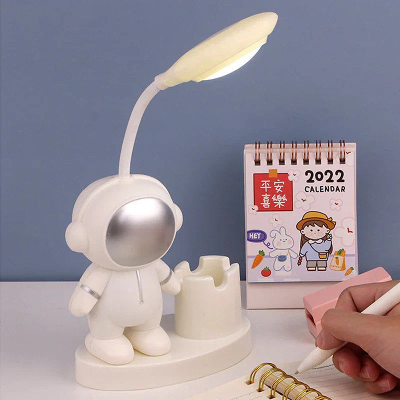 SpaceExplorer - Cute astronaut table lamp