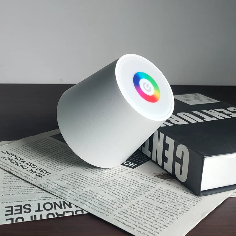 VinoFlex - Creative wine bottle desk lamp