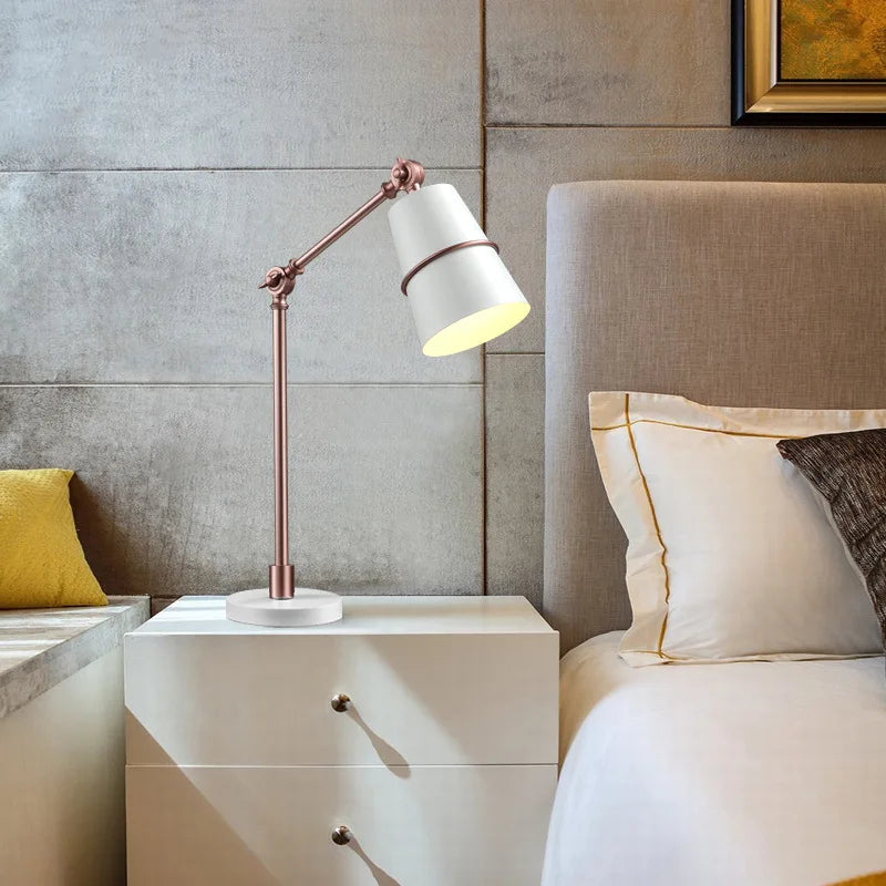 TrendyModern - Fashion monochrome lamp