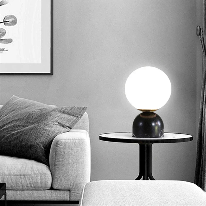 NordicRound - Marble glass lamp