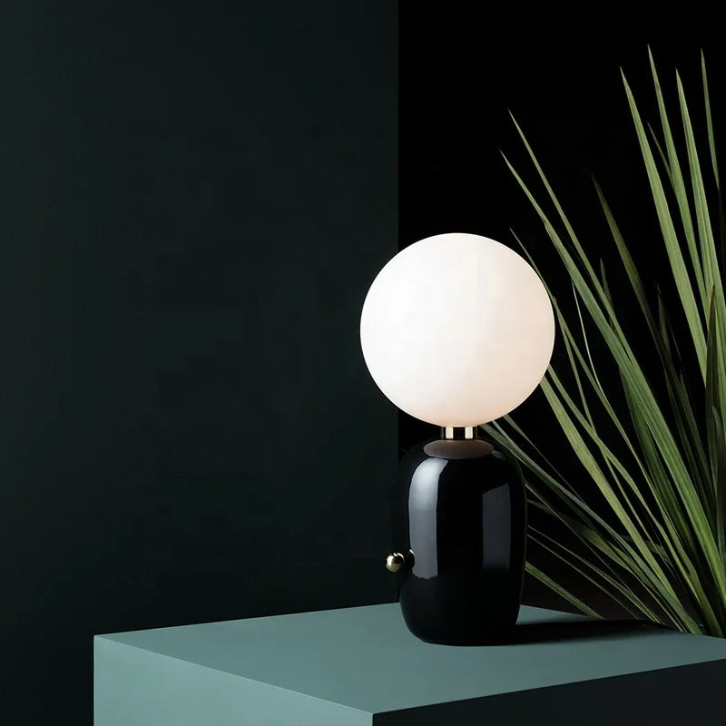 WinterGlo - Nordic design Modern creative table lamp