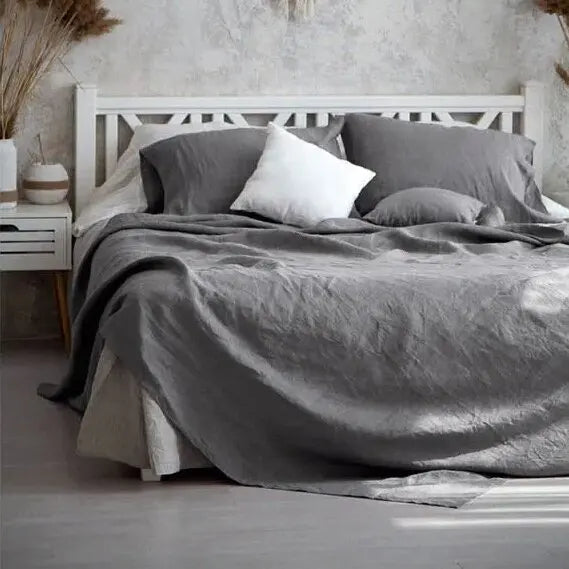 BreathEasy | Breathable sheets made from pure linen