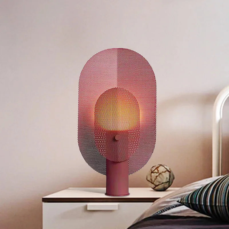 MetroBeam | Minimalist postmodern table lamp
