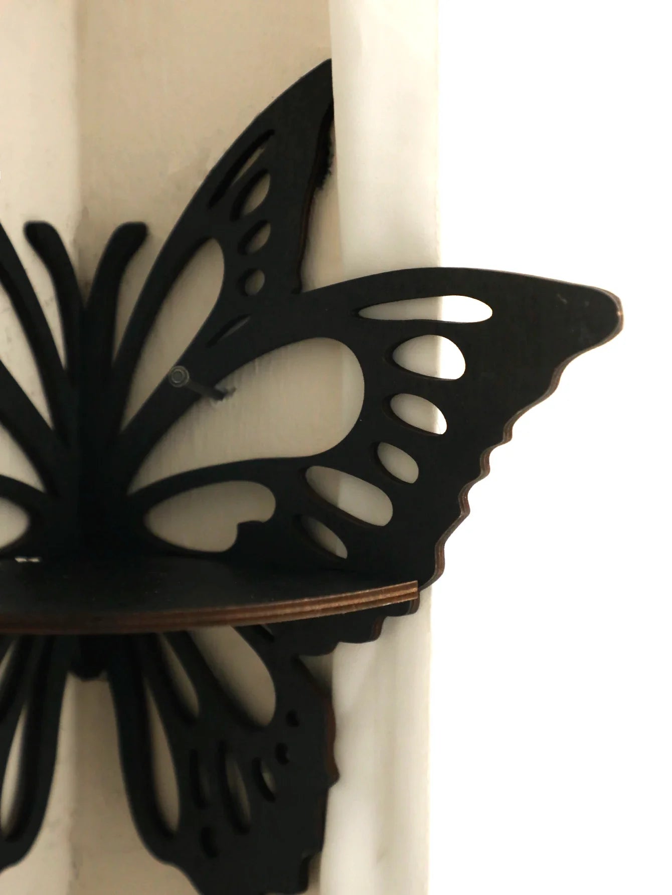 Buntflügel - Butterfly corner shelf