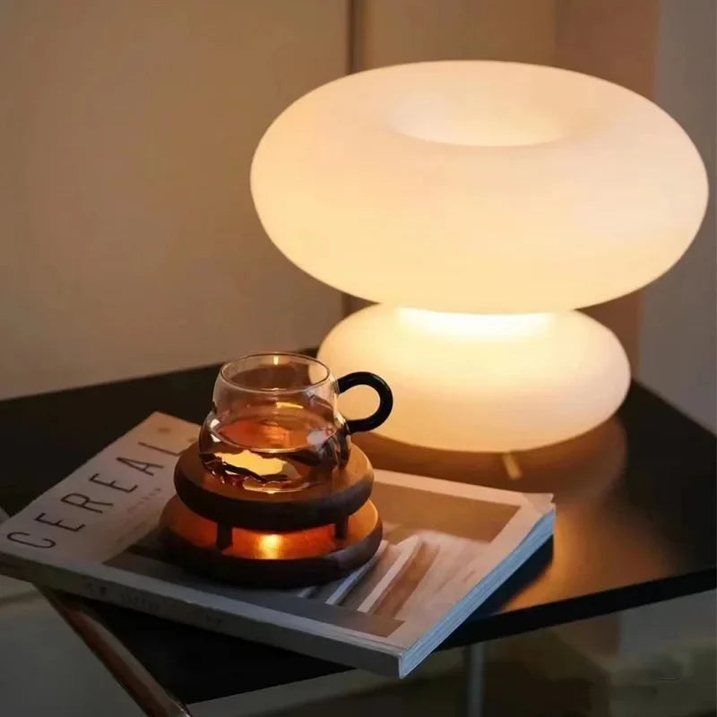 SleekCircle - White glass lamp