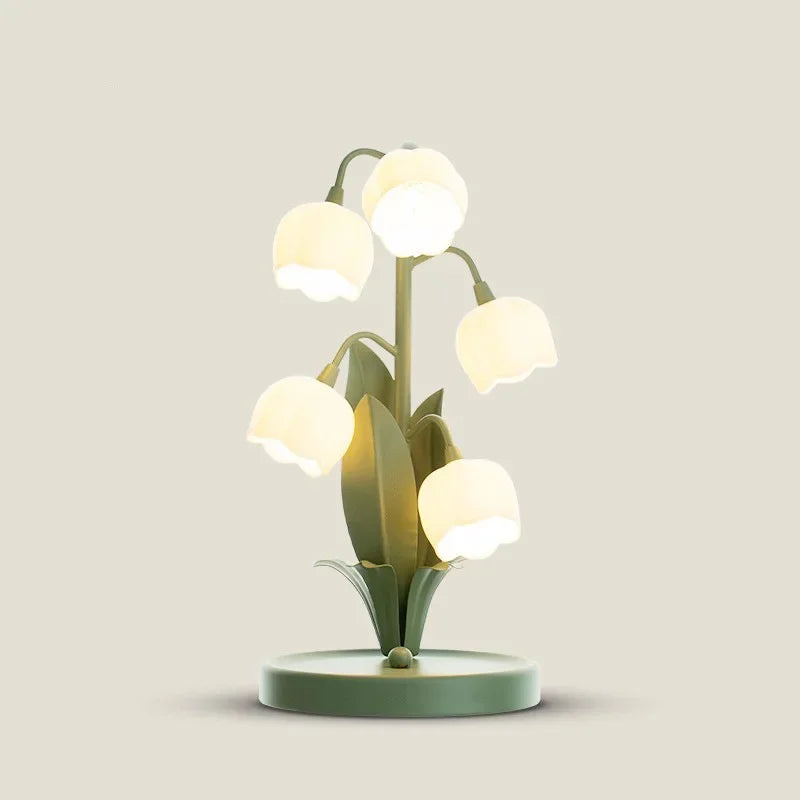 ScandiPetal | Nordic Flower table lamp