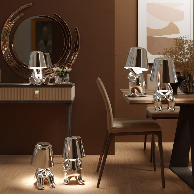 RegalGlow | Golden man table lamp
