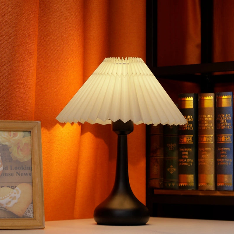 PleatGlow - Nordic lamp