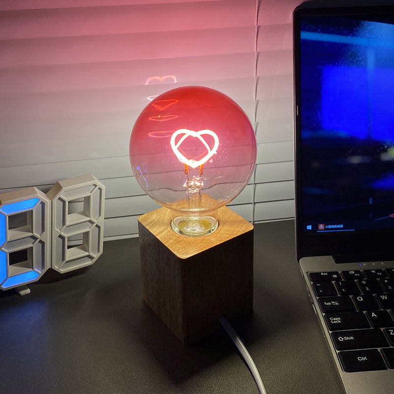 PinkPulse | Pink light bulb with color gradient