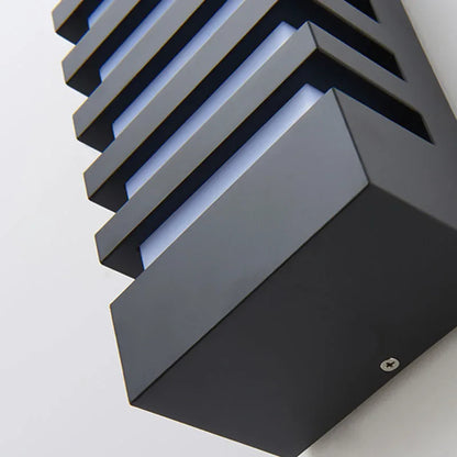 AlumiLuxe - Modern aluminum lamp