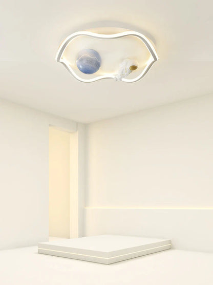AstroNordic - Nordic astronaut lamp