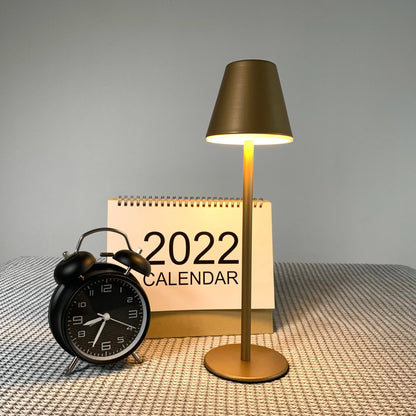 LumiFree - Cordlesstable desk lamp