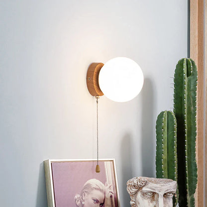 AuraGlimmer - Round wall lamps made of glass