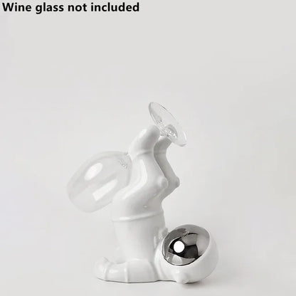StellarSip - Astronaut wine rack