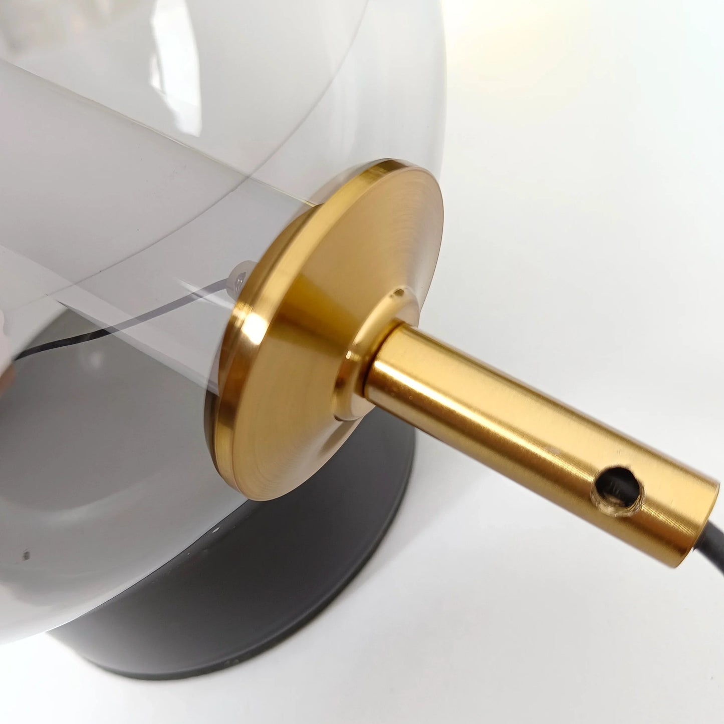 RadiantRevival - Retro glass table lamp