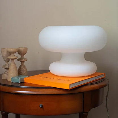 SleekCircle - White glass lamp