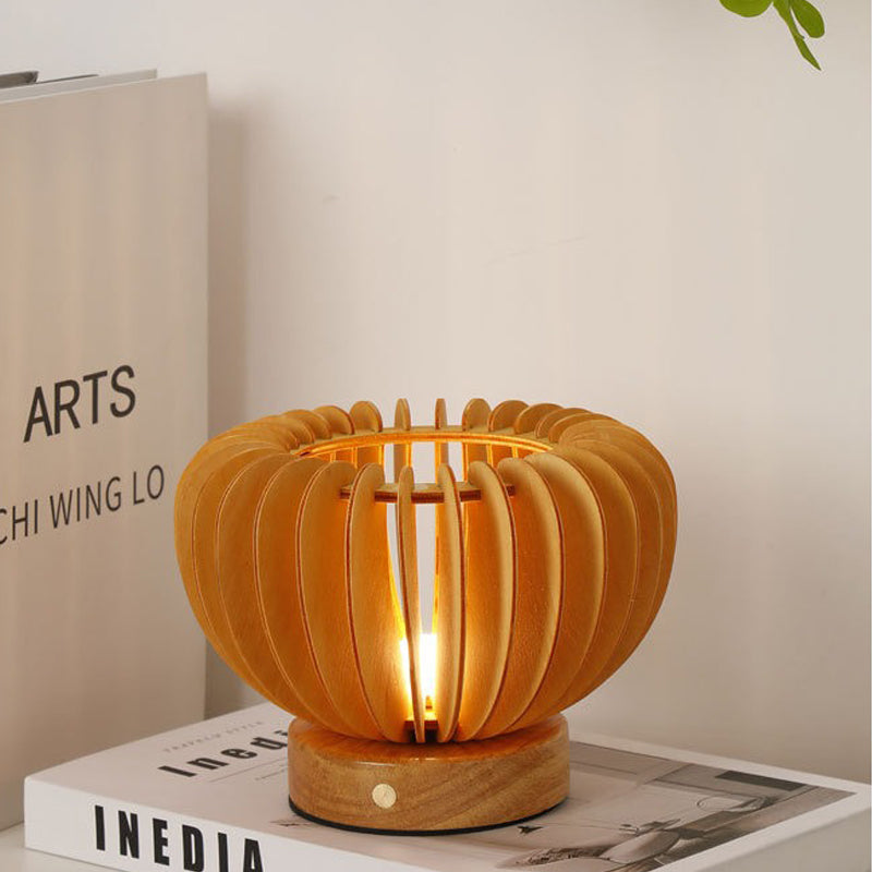 GourdLume | Pumpkin table lamps made of wood